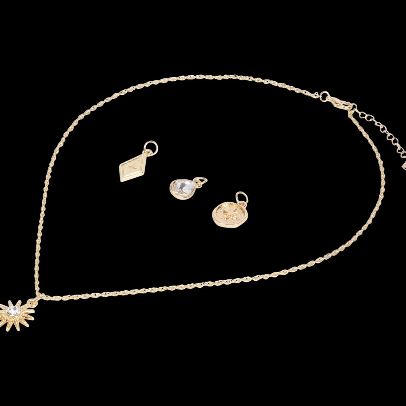 Montres Et Bijoux*Action Collier avec pendentifs interchangeables