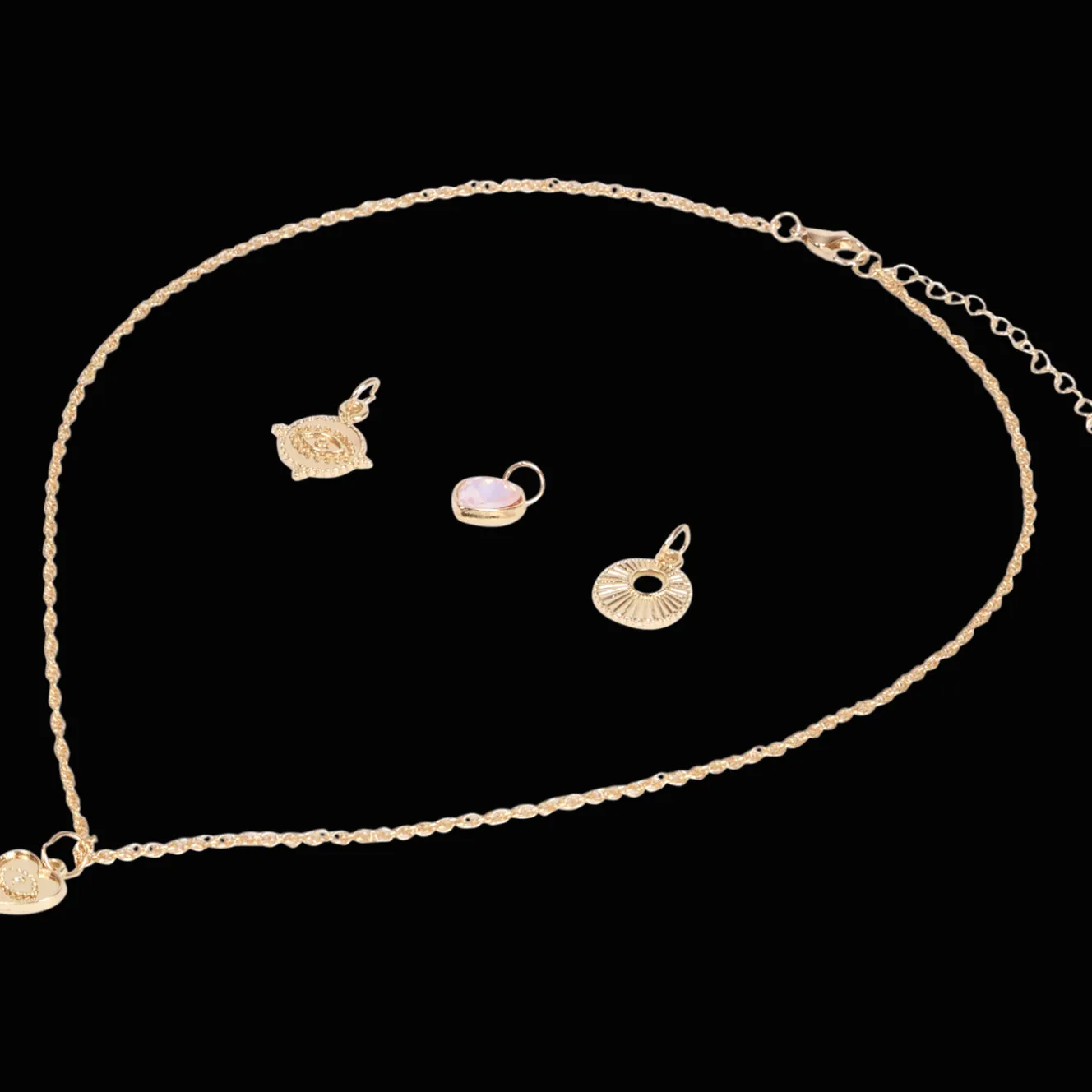 Montres Et Bijoux*Action Collier avec pendentifs interchangeables